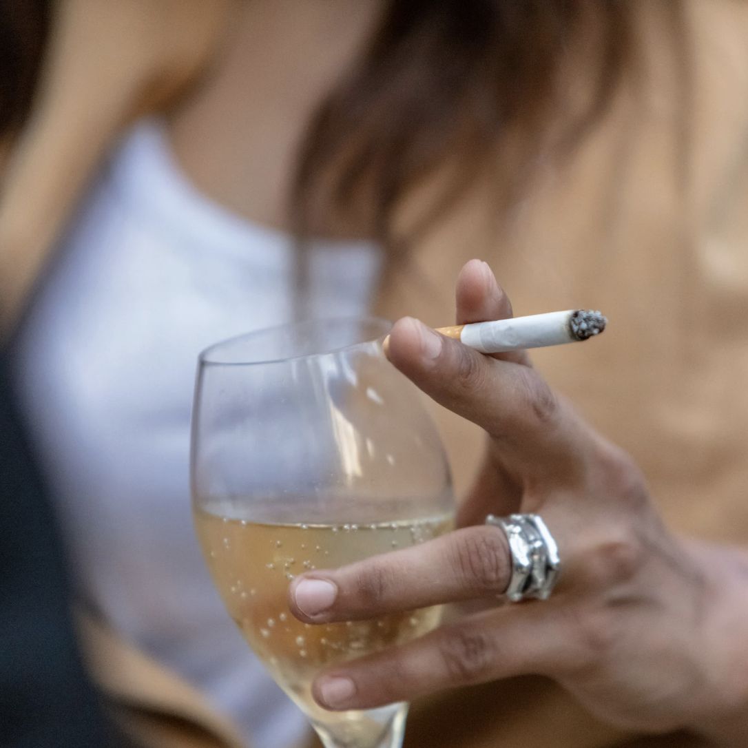 elfbar nachfüll pod läuft aus Les dentistes mettent en garde contre les méfaits du cannabis main image 0