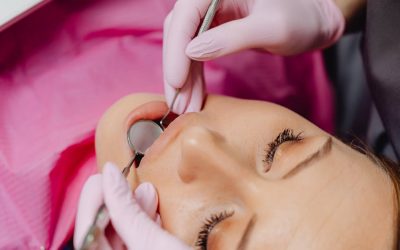 Abcès dentaire : symptômes, risques et que faire avant de consulter